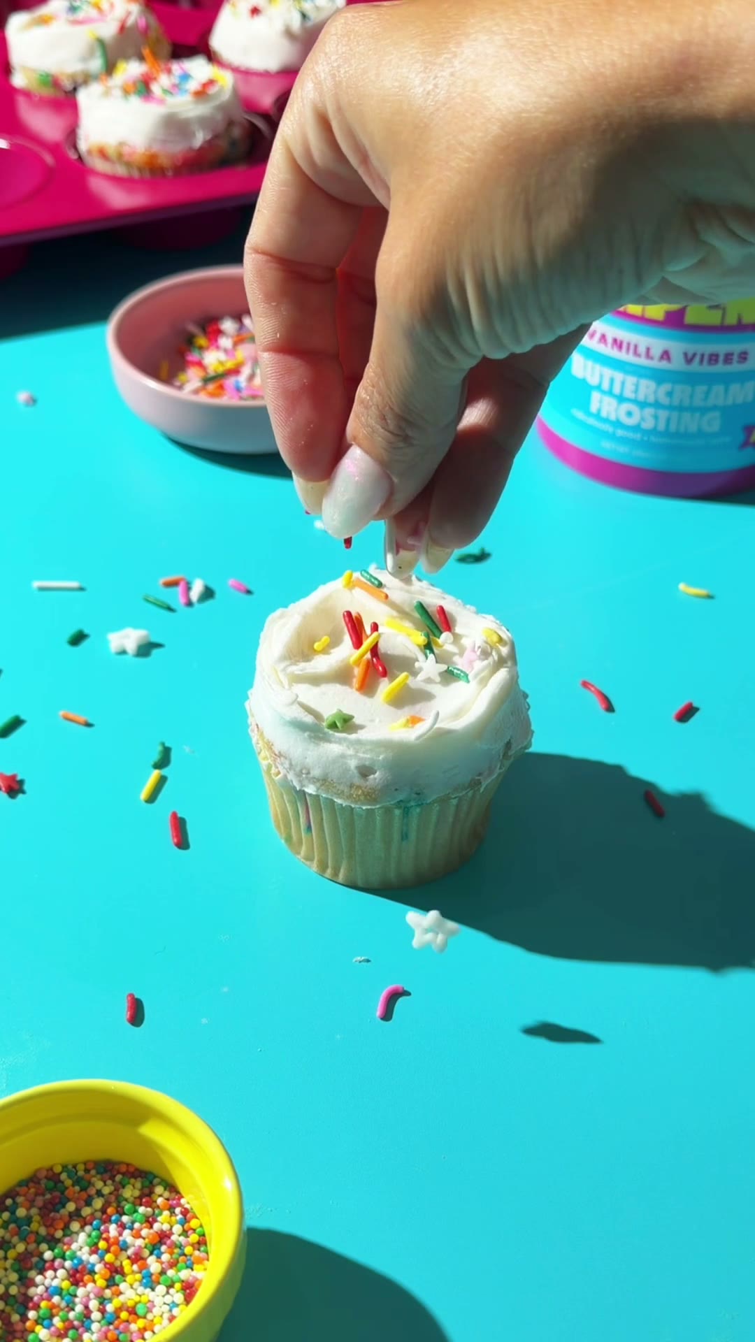 How to get a bakery-style swirl with a spatula